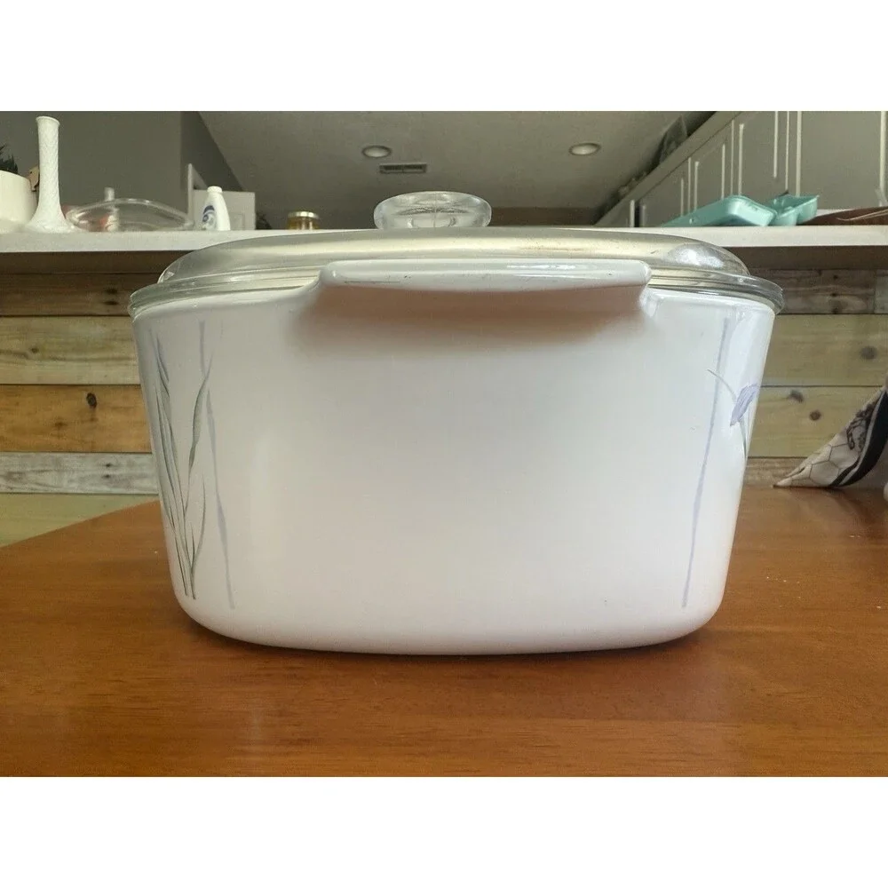 Corning Ware Shadow Iris 3 Liter A-3-B Square Casserole & A-9-C Clear Lid
